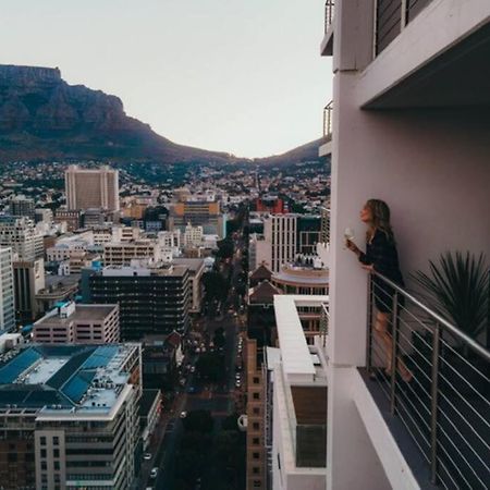 "Lykke On Bree" - Unique Apartment With Stunning Table Mountain Views Kapstaden Exteriör bild